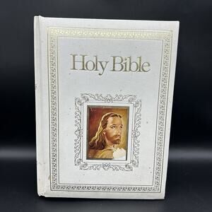 1978 Holy Bible King James Version Red Letter Classic Portrait Edition Regency